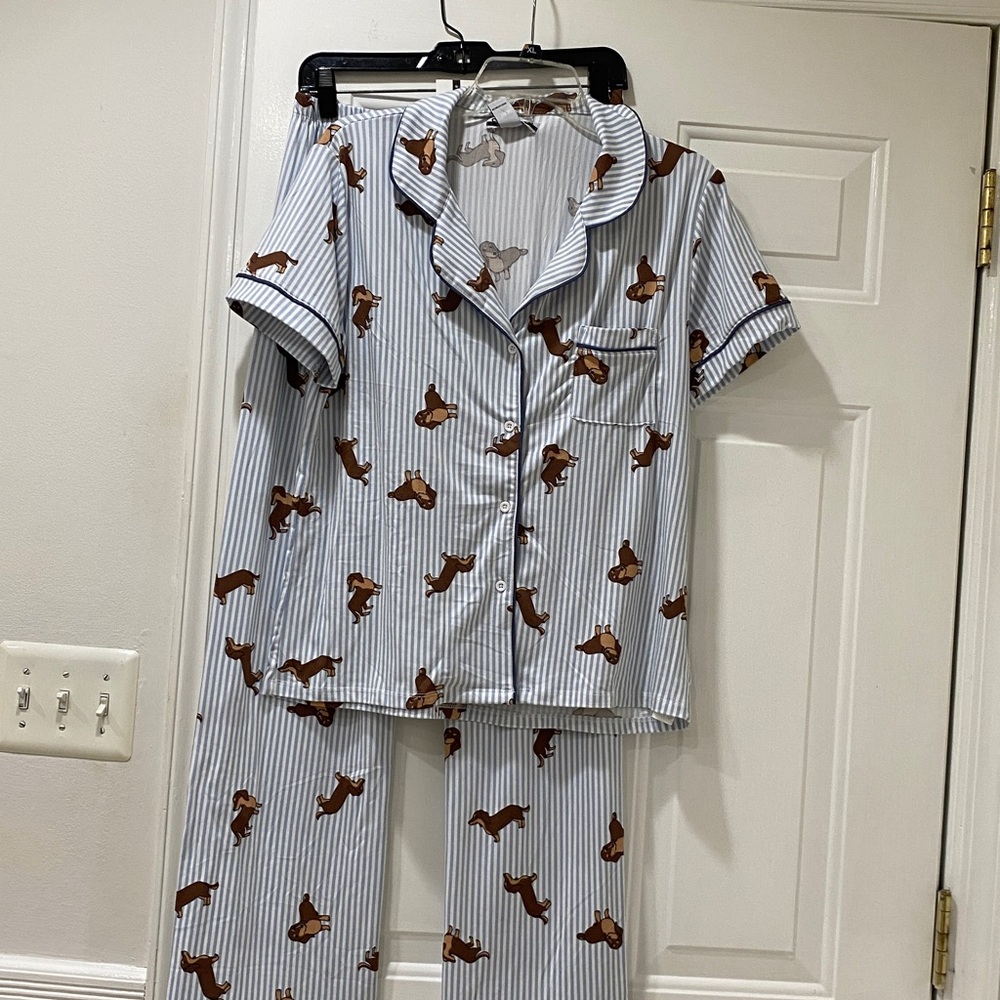 NWT. Contempo Casuals, women’s size large, 2-piece, Doxie pajama set. - Picture 15 of 16